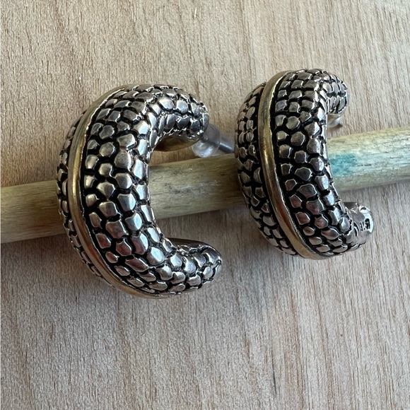 925 Sterling silver Puffy open hoop earrings with oxidized snake skin texture